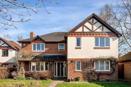 5 bedroom Detached house for sale in Marlborough Court, Wisbech, PE13