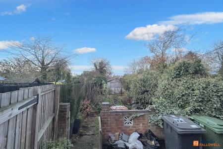 3 bedroom End of terrace house for sale in Scotney Street, Peterborough, PE1