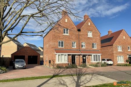 Senliz Road, Alconbury Weald, PE28