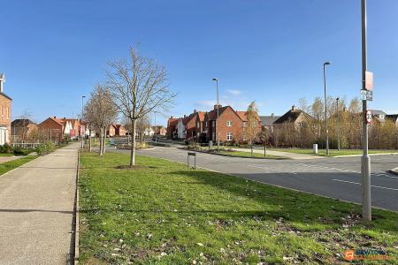 4 bedroom Semi-detached house for sale in Senliz Road, Alconbury Weald, PE28