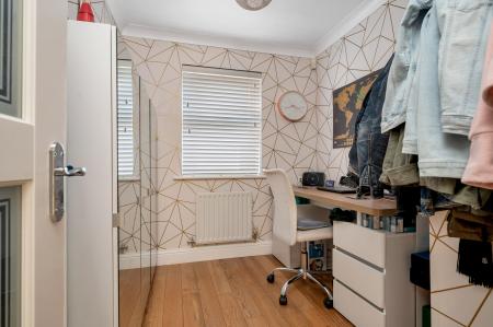 4 bedroom Detached house for sale in The Lawns, Walton, Peterborough, PE4