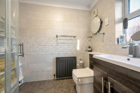 4 bedroom Detached house for sale in The Lawns, Walton, Peterborough, PE4