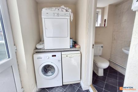 6 bedroom Terraced House for sale in Whitsed Street, Peterborough, PE1