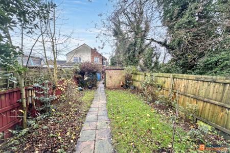 3 bedroom Semi-detached house for sale in Queens Walk, Peterborough, PE2