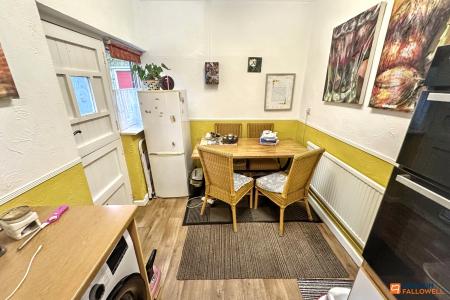 3 bedroom Semi-detached house for sale in Queens Walk, Peterborough, PE2