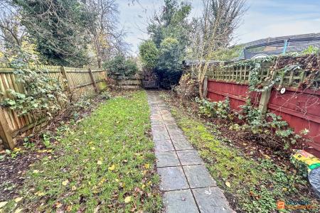 3 bedroom Semi-detached house for sale in Queens Walk, Peterborough, PE2