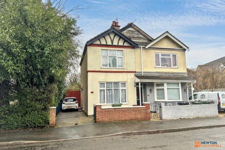 3 bedroom Semi-detached house for sale in Queens Walk, Peterborough, PE2