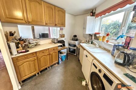 2 bedroom Semi-detached house for sale in Reeves Way, Peterborough, PE1