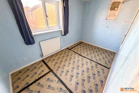 2 bedroom Semi-detached house for sale in Wycliffe Grove, Werrington, Peterborough, PE4