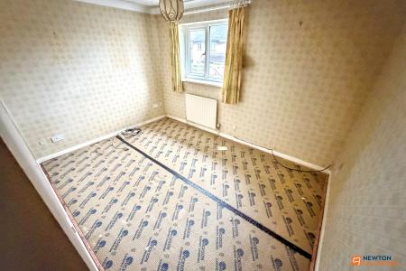 2 bedroom Semi-detached house for sale in Wycliffe Grove, Werrington, Peterborough, PE4