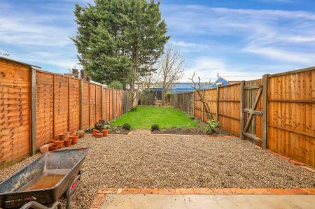 3 bedroom Terraced House to let in Fengate, Fengate, Peterborough, PE1