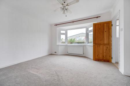 3 bedroom Terraced House to let in Fengate, Fengate, Peterborough, PE1