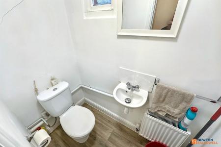 6 bedroom Semi-detached house for sale in Broadway, Peterborough, PE1