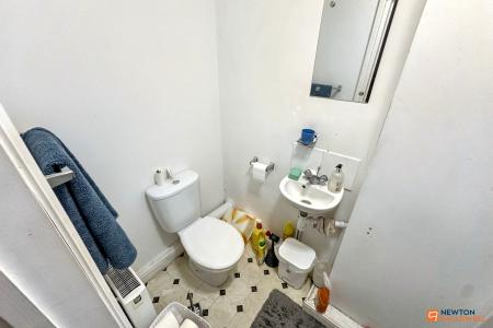 6 bedroom Semi-detached house for sale in Broadway, Peterborough, PE1