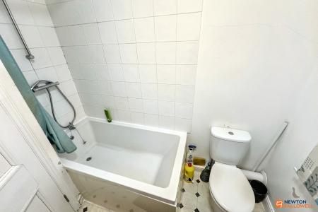 6 bedroom Semi-detached house for sale in Broadway, Peterborough, PE1