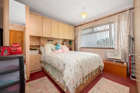 3 bedroom Detached house for sale in Pennine Way, Gunthorpe, Peterborough, PE4