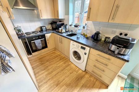 2 bedroom Terraced House for sale in Brickenden Road, Gunthorpe, Peterborough, PE4