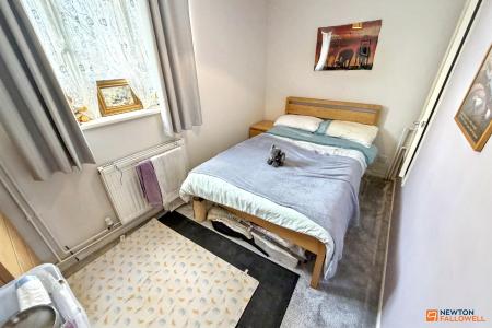 2 bedroom Semi-detached house for sale in Wycliffe Grove, Werrington, Peterborough, PE4