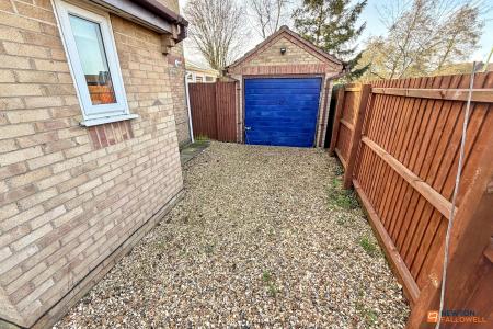 2 bedroom Semi-detached house for sale in Wycliffe Grove, Werrington, Peterborough, PE4