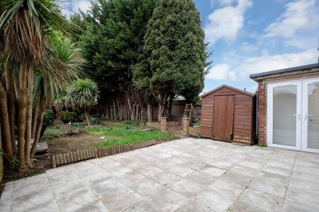 3 bedroom Semi-detached house for sale in Park Lane, Peterborough, PE1