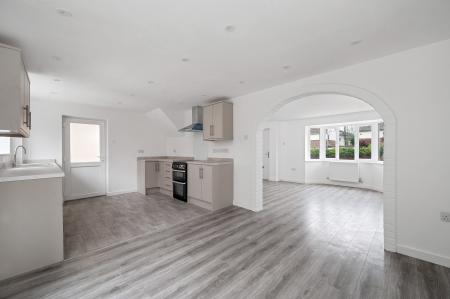 3 bedroom Semi-detached house for sale in Park Lane, Peterborough, PE1