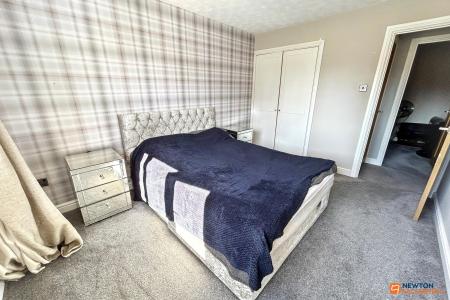 4 bedroom Detached house for sale in College Park, Peterborough, PE1