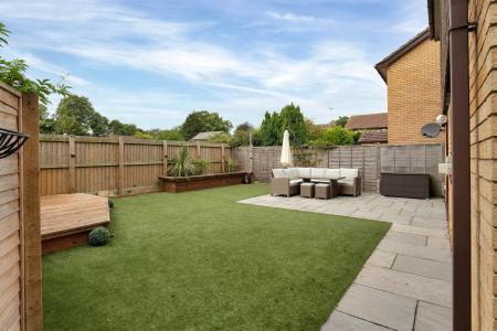 4 bedroom Detached house for sale in College Park, Peterborough, PE1