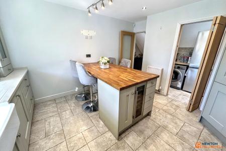 4 bedroom Detached house for sale in College Park, Peterborough, PE1