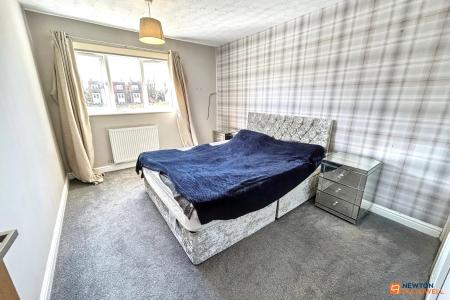 4 bedroom Detached house for sale in College Park, Peterborough, PE1