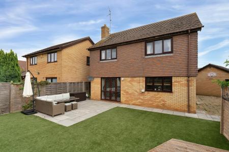 4 bedroom Detached house for sale in College Park, Peterborough, PE1