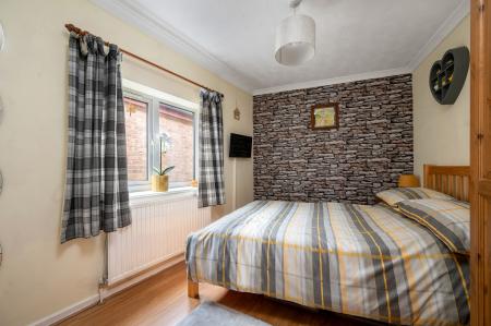 4 bedroom Semi-detached house for sale in The Glen, Fletton, Peterborough, PE2