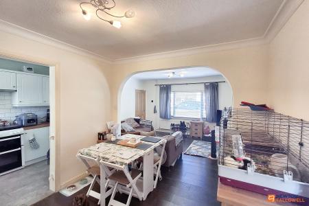 4 bedroom Semi-detached house for sale in Fane Road, Walton, Peterborough, PE4