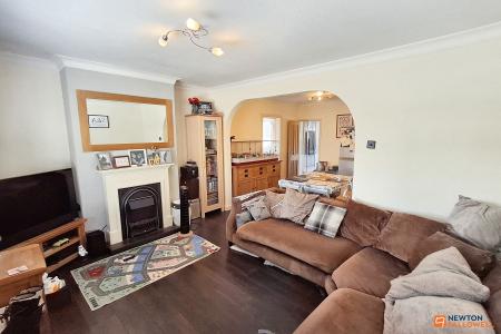 4 bedroom Semi-detached house for sale in Fane Road, Walton, Peterborough, PE4