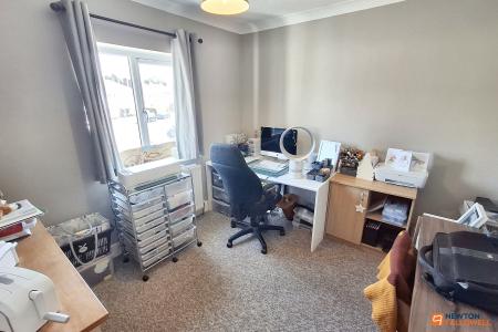 4 bedroom Semi-detached house for sale in Fane Road, Walton, Peterborough, PE4