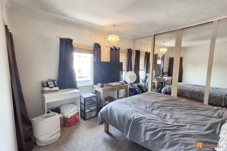 4 bedroom Semi-detached house for sale in Fane Road, Walton, Peterborough, PE4