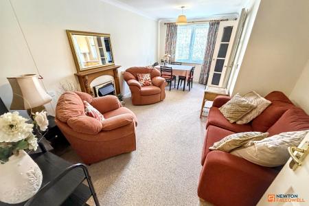 1 bedroom Flat for sale in Hedda Drive, Hampton Hargate, Peterborough, PE7