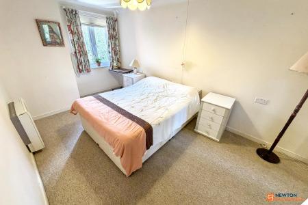 1 bedroom Flat for sale in Hedda Drive, Hampton Hargate, Peterborough, PE7