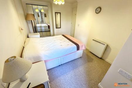 1 bedroom Flat for sale in Hedda Drive, Hampton Hargate, Peterborough, PE7