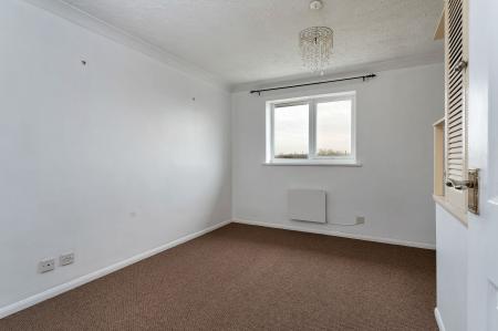 2 bedroom Terraced House to let in Lansdowne Walk, Peterborough, PE2
