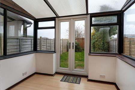 2 bedroom Terraced House to let in Lansdowne Walk, Peterborough, PE2