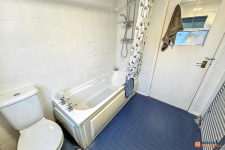 3 bedroom Detached house for sale in South View, Woodston, Peterborough, PE2