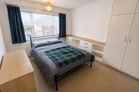 3 bedroom Detached house for sale in South View, Woodston, Peterborough, PE2