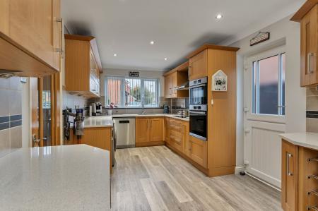 4 bedroom Detached house for sale in Temple Grange, Werrington, Peterborough, PE4