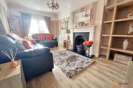 3 bedroom Semi-detached house for sale in Westbrook Park Road, Woodston, Peterborough, PE2