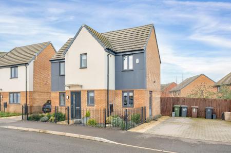 Chamberlain Way, Gunthorpe, Peterborough, PE4