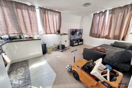 2 bedroom Flat for sale in Priestgate, New Priestgate House, Peterborough, PE1