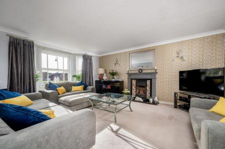 4 bedroom Detached house for sale in Hargate Way, Hampton Hargate, Peterborough, PE7