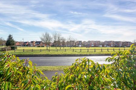 4 bedroom Detached house for sale in Hargate Way, Hampton Hargate, Peterborough, PE7