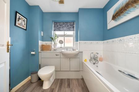 4 bedroom Detached house for sale in Hargate Way, Hampton Hargate, Peterborough, PE7