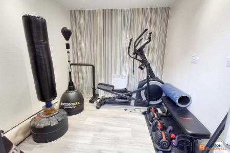 4 bedroom Detached house for sale in Bayleaf Avenue, Hampton Vale, Peterborough, PE7